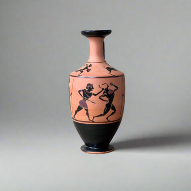 Black figure lekythos Theseus and Minotaur