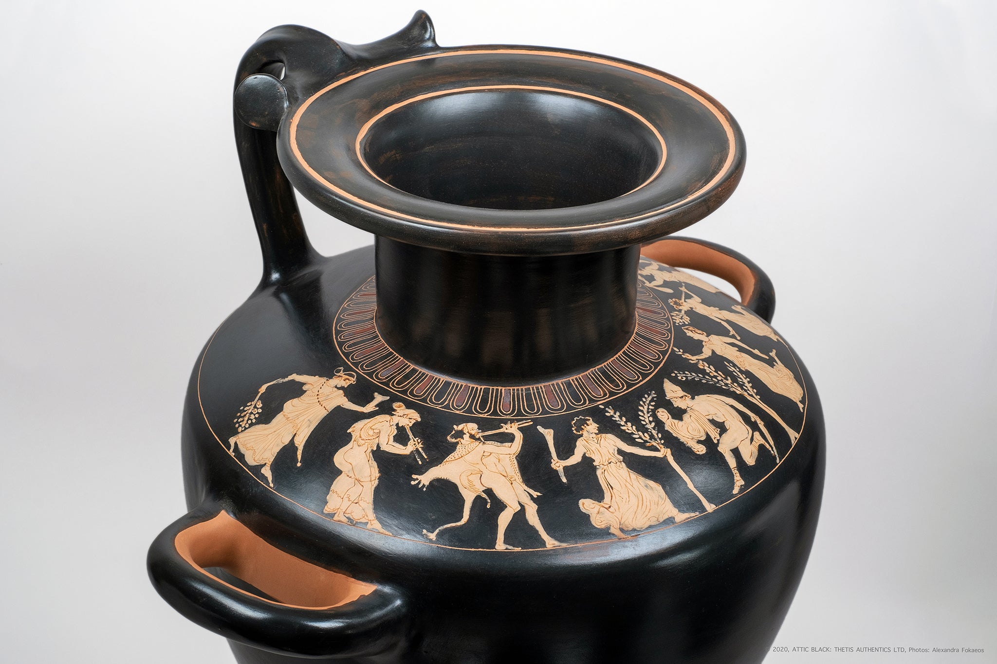 Six Technique BG Hydria