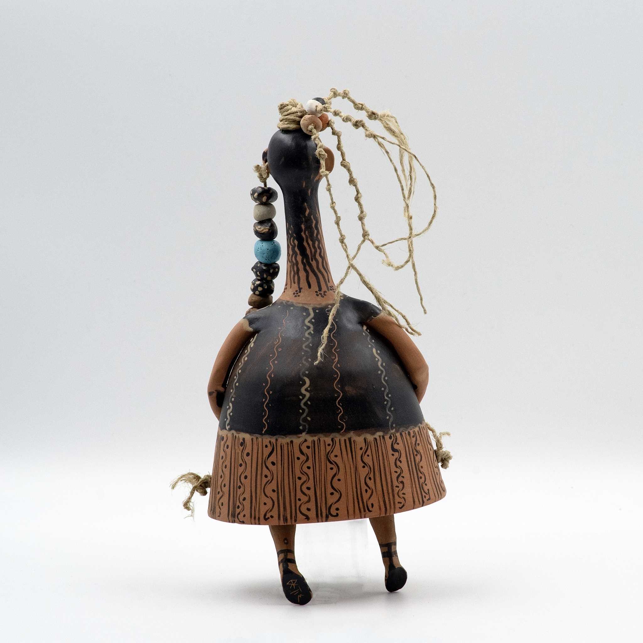 Thetis bell-shaped plangona doll