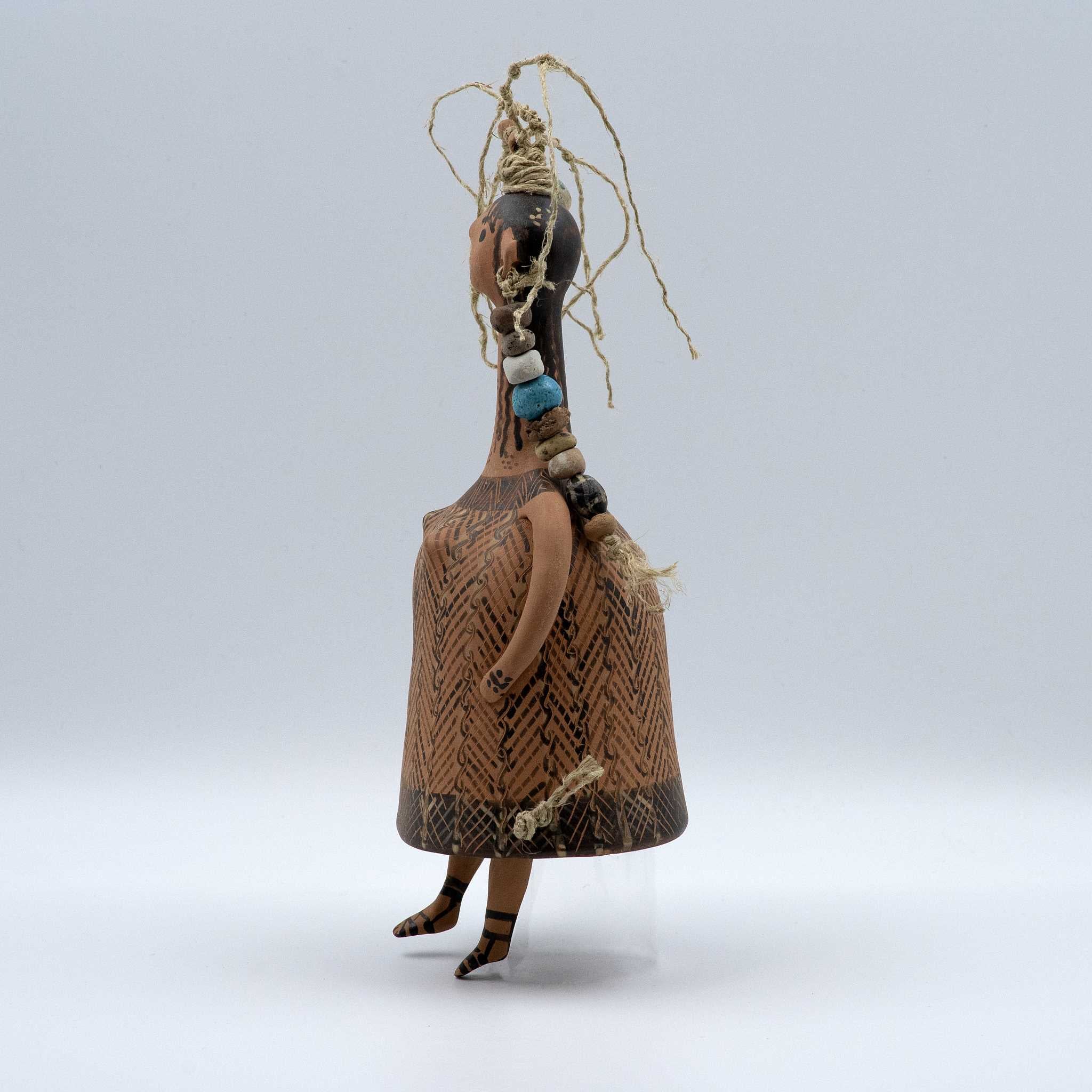 Thetis bell-shaped plangona doll