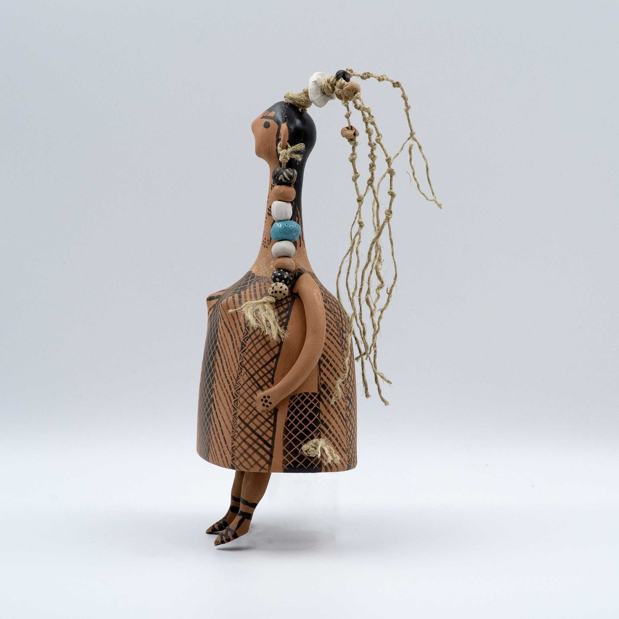 Thetis bell-shaped plangona doll
