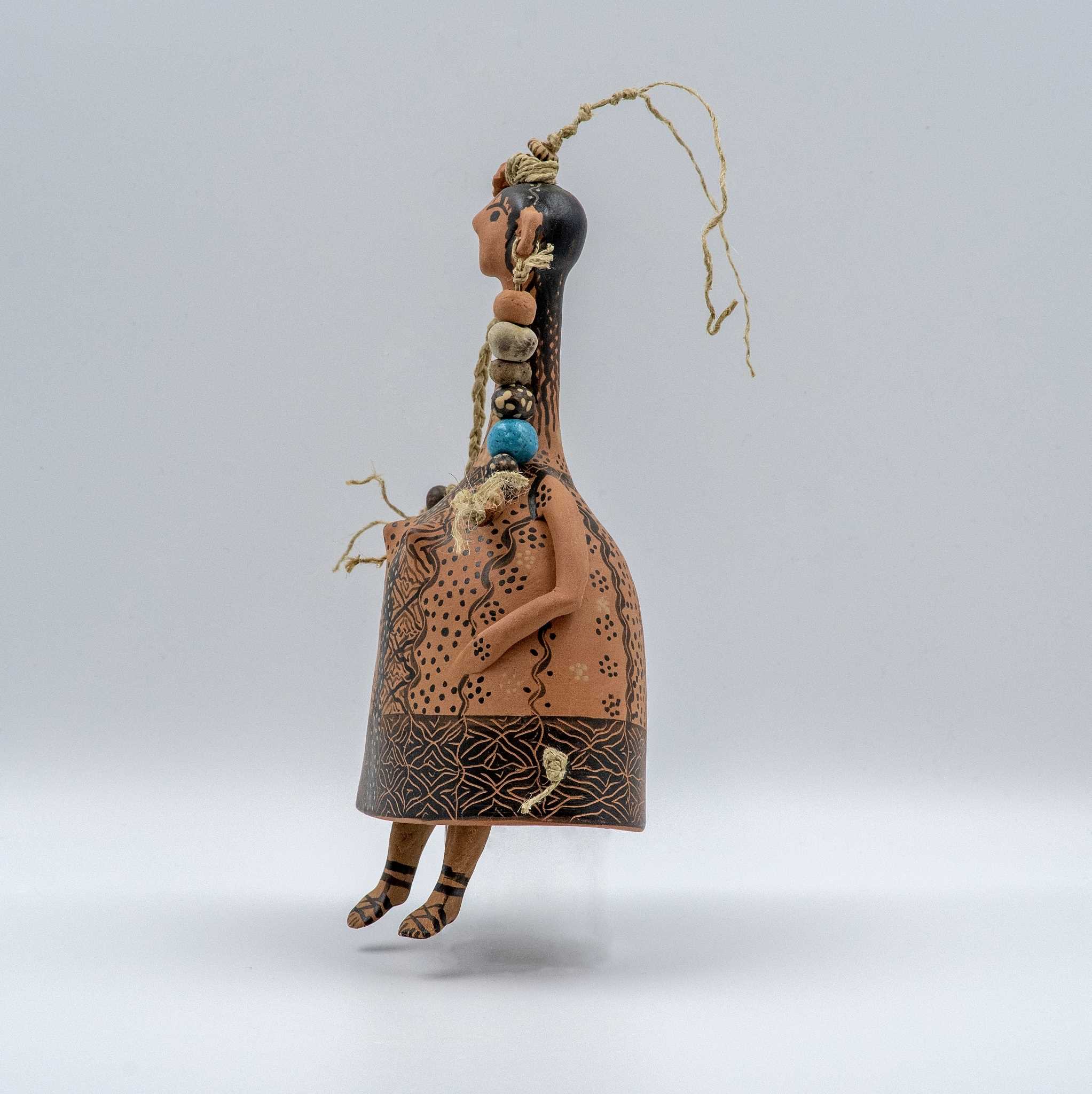 Thetis bell-shaped plangona doll