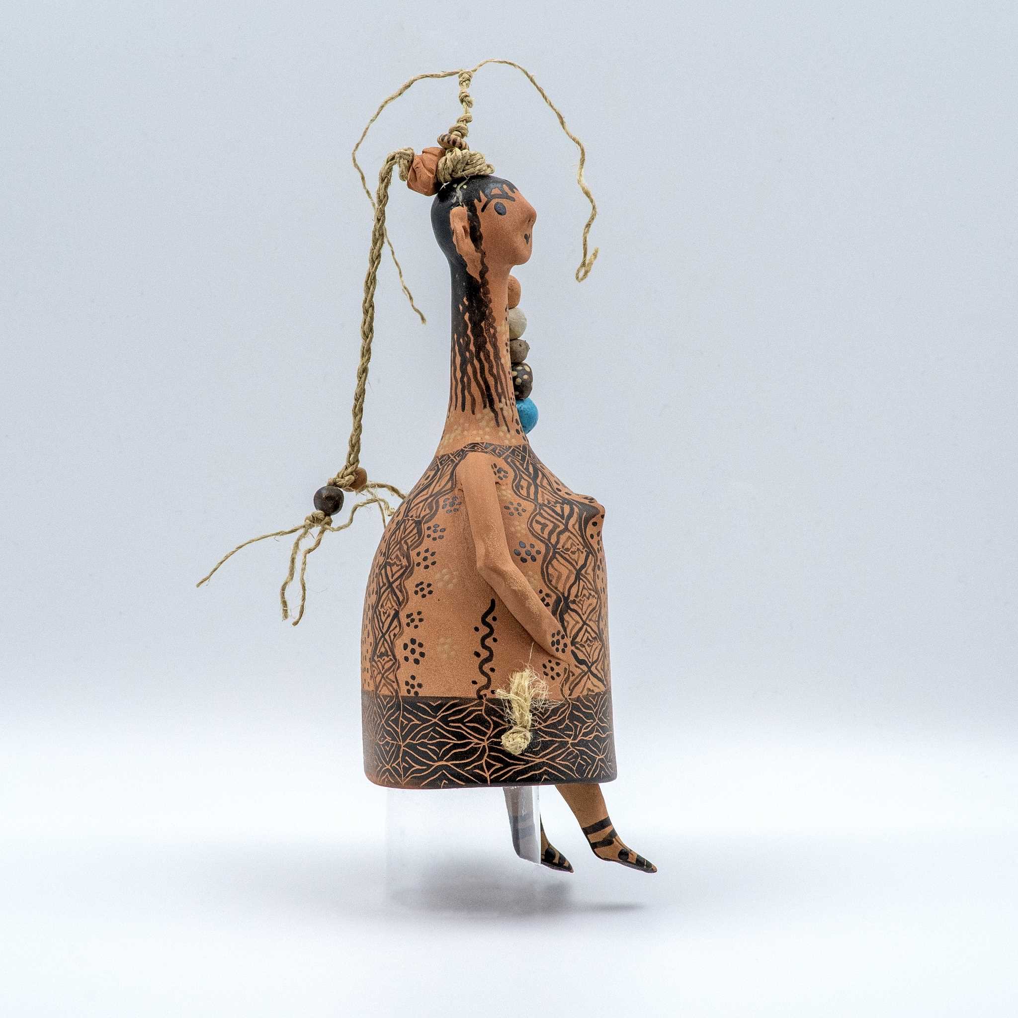 Thetis bell-shaped plangona doll
