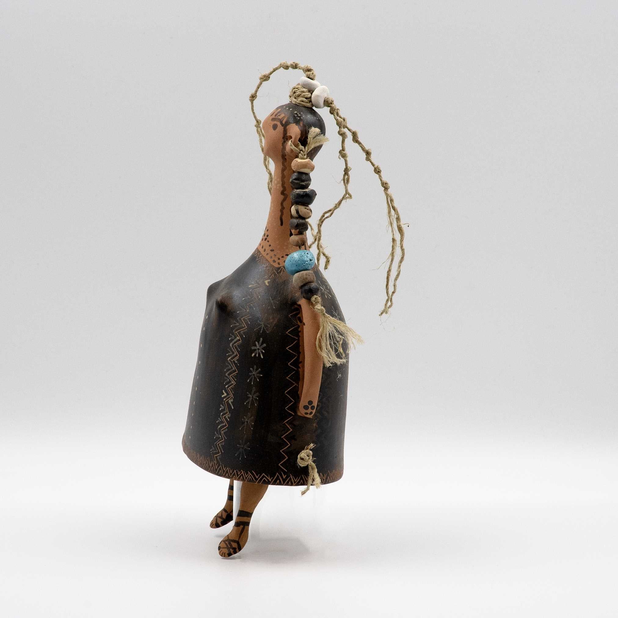 Thetis bell-shaped plangona doll
