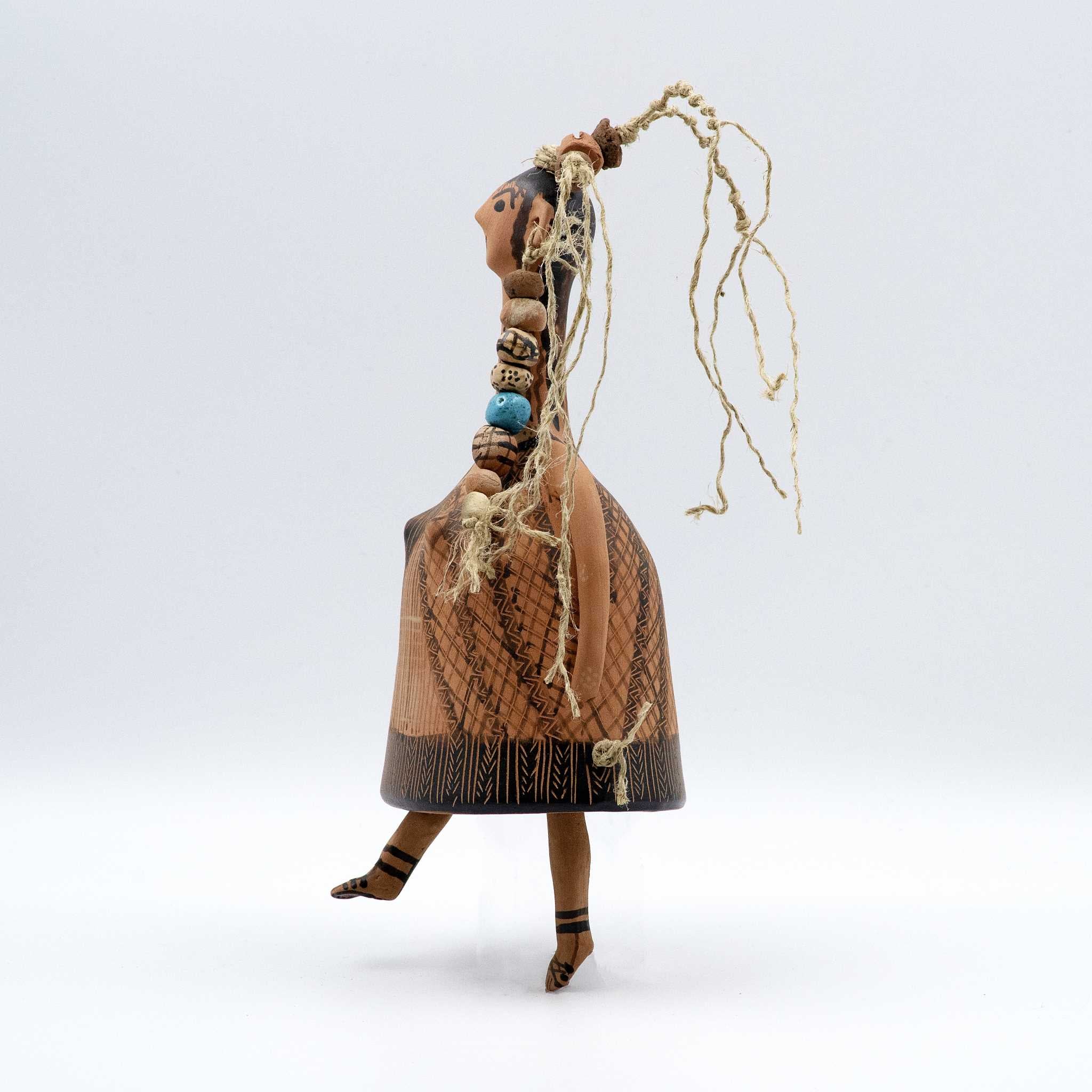 Thetis bell-shaped plangona doll