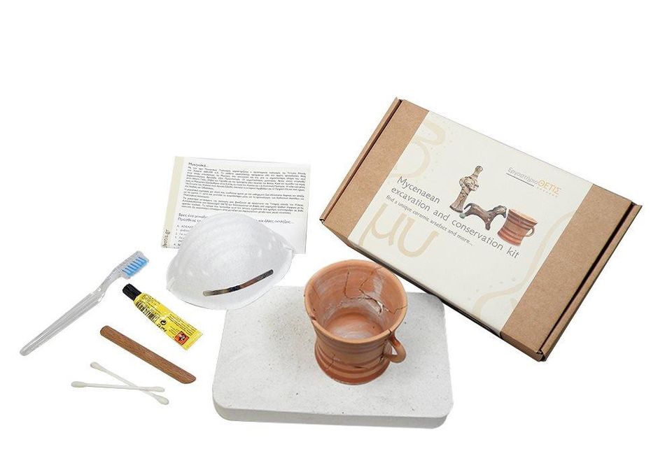 Mycenaean Mug Digging Kit