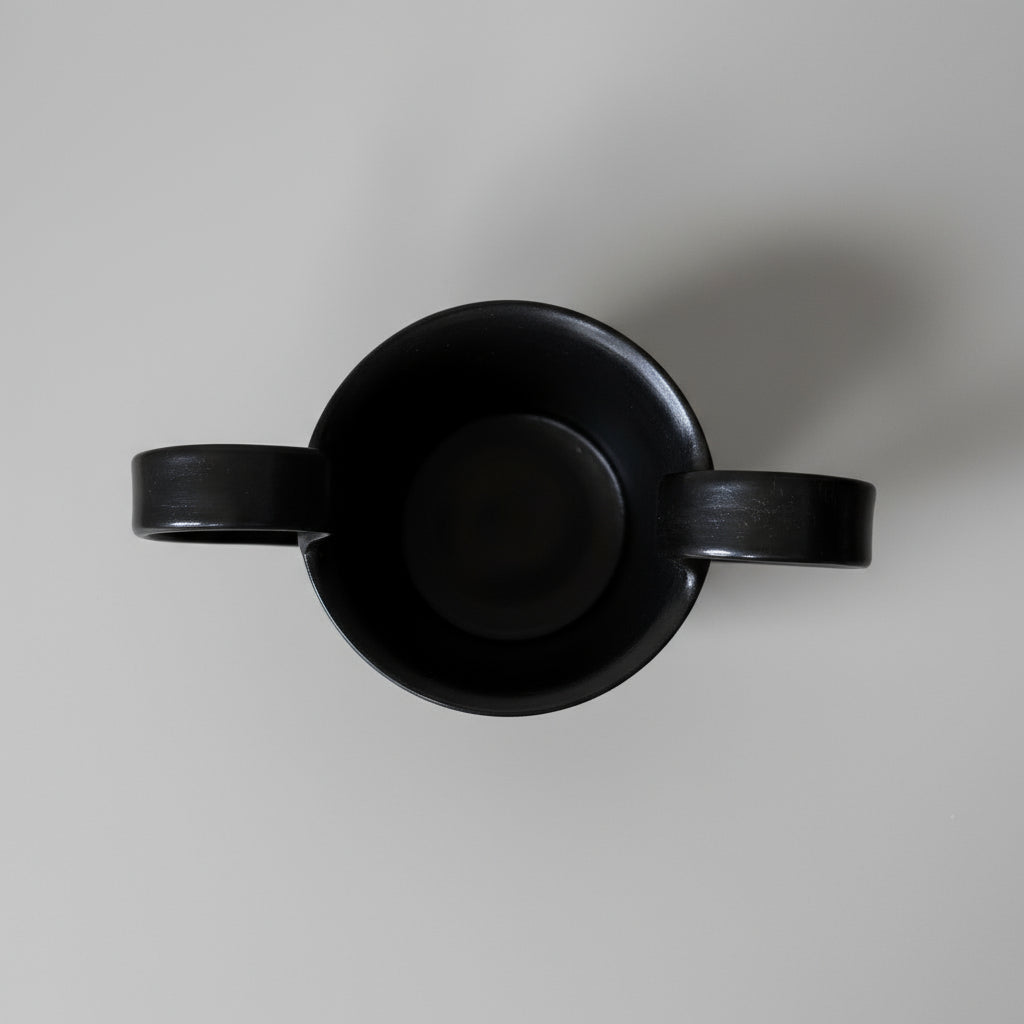 BG Boeotian stemmed kantharos