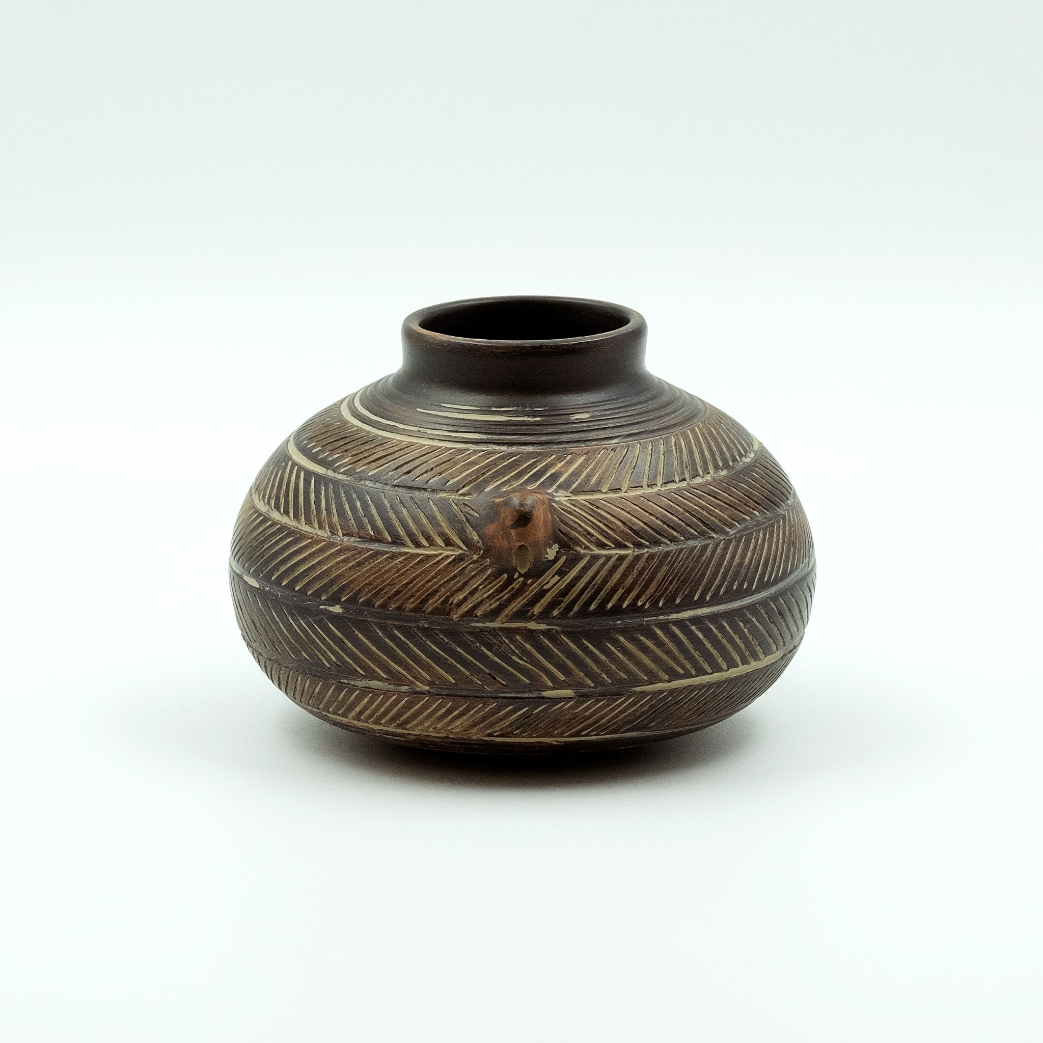 Thera Black incised Pyxis "kandila'