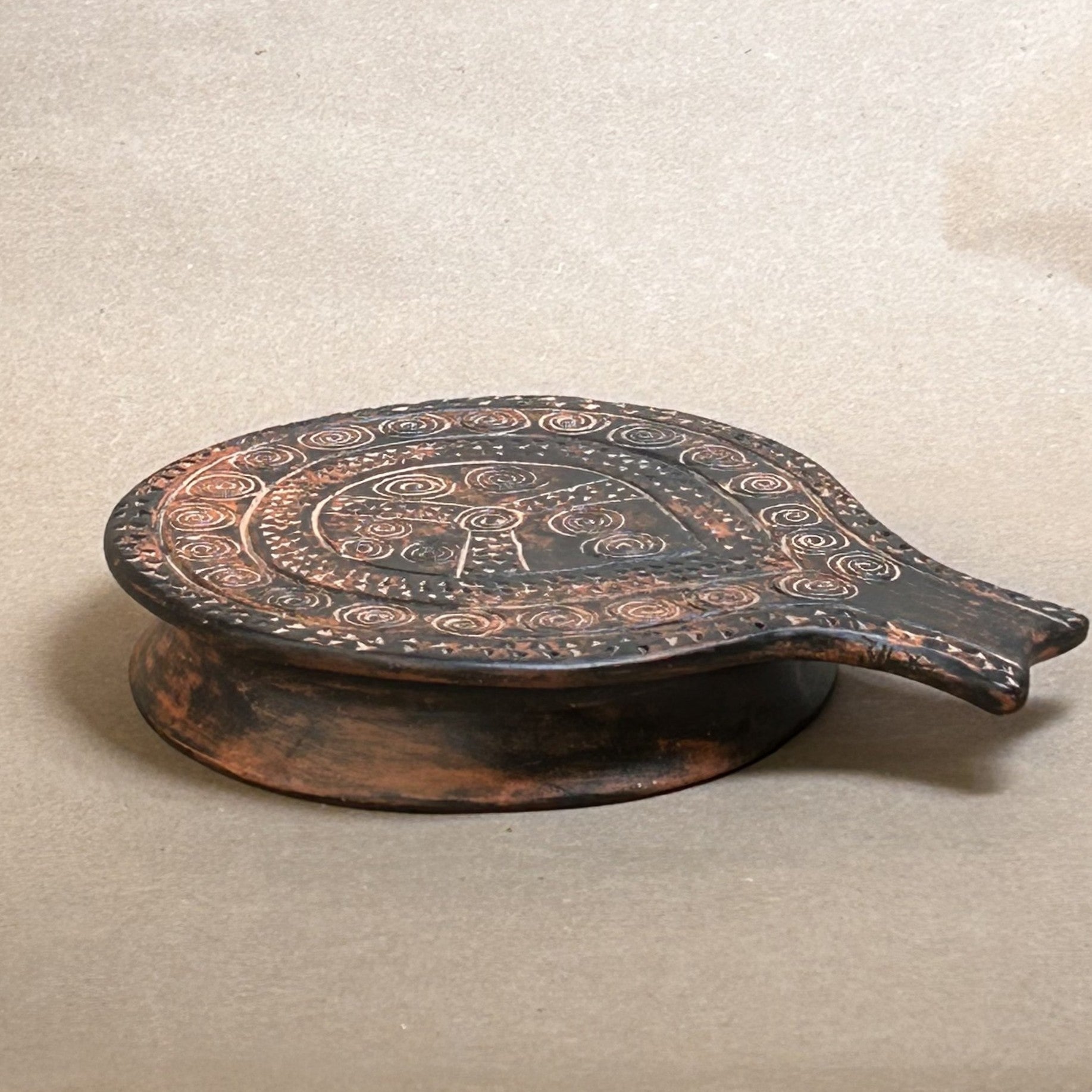 Cycladic frying pan vessel