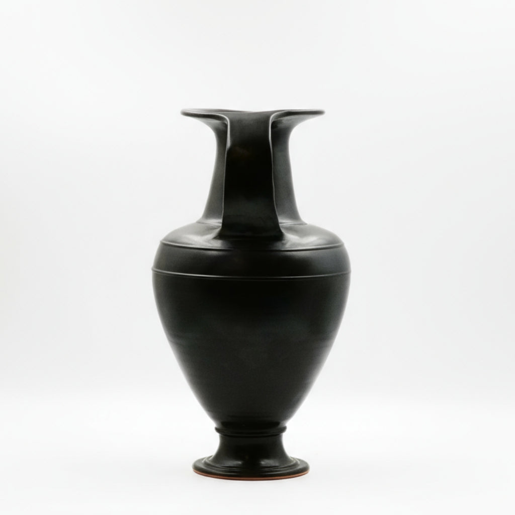 BG Nikosthenic amphora