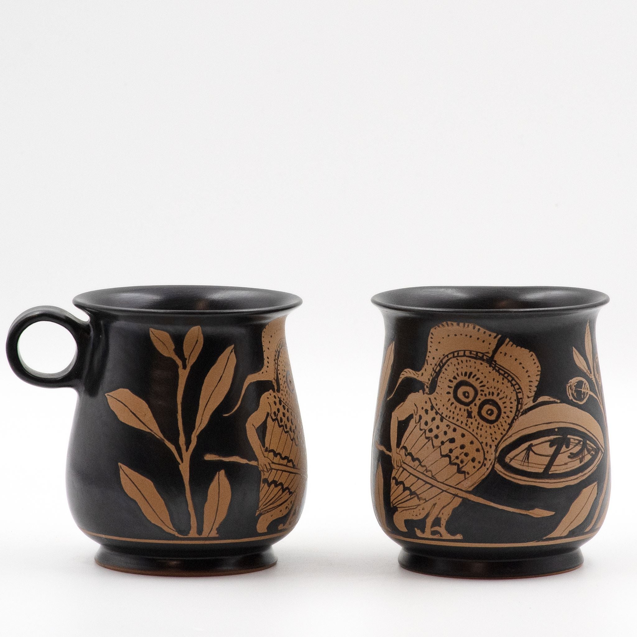 RF Louvre Mug - armed owl